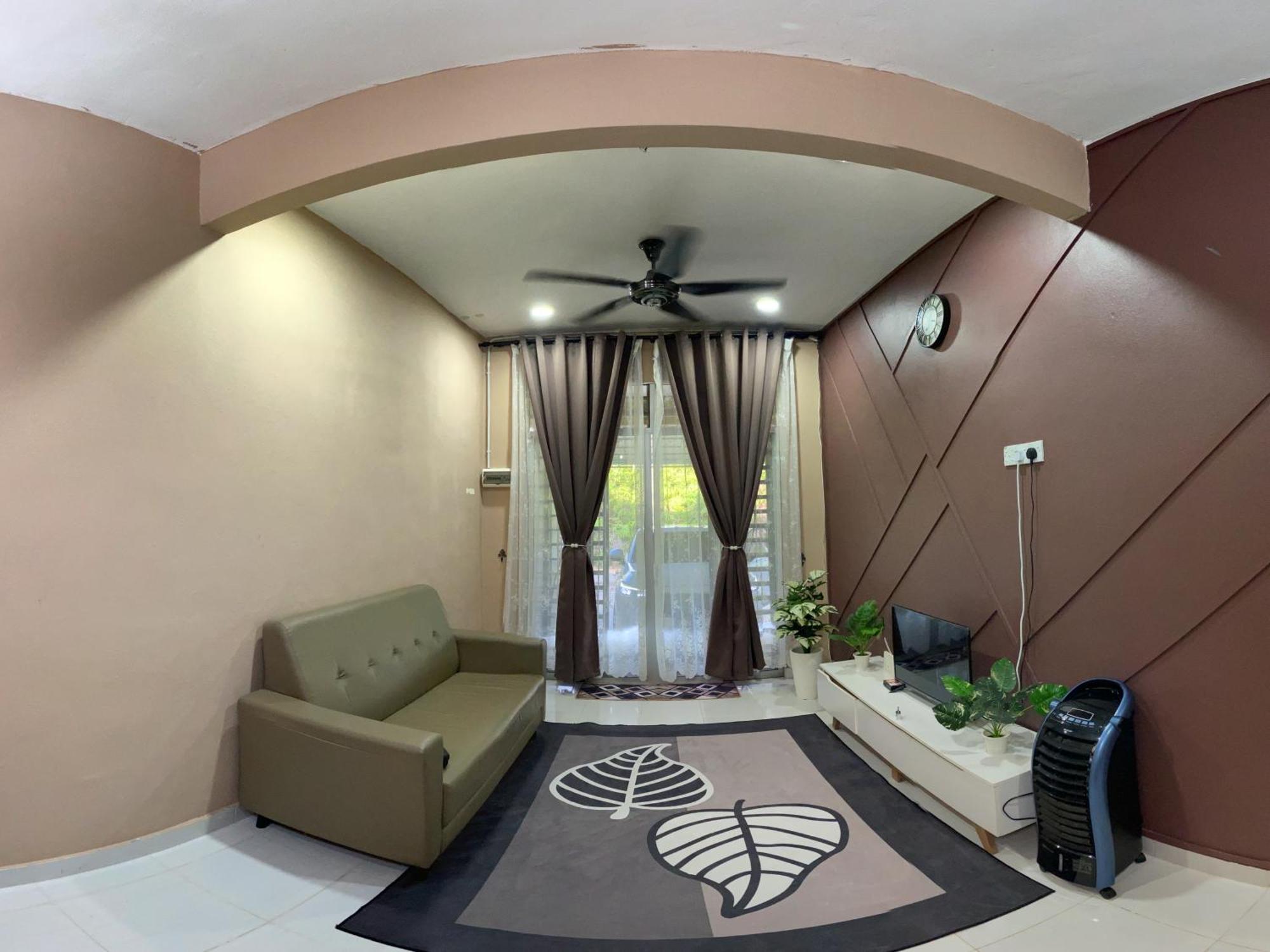 Naufa Homestay 2 3R3B Machang Macang Exterior foto